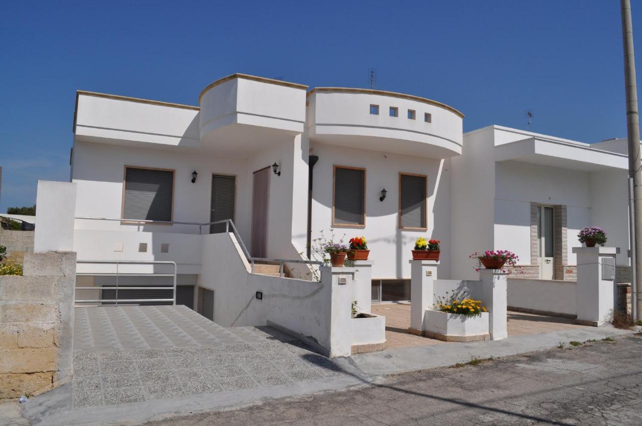 Villetta Frontemare Alliste Buitenkant foto